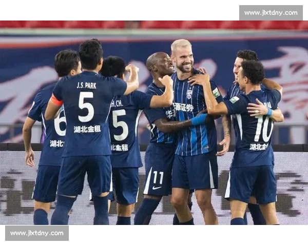 武汉三镇 2-0 青岛海牛:图多列绍尔建功 零封 + 红牌漏判引争议 武汉三镇 2-0 青岛海牛:图多列绍尔建功 零封 + 红牌漏判引争议
