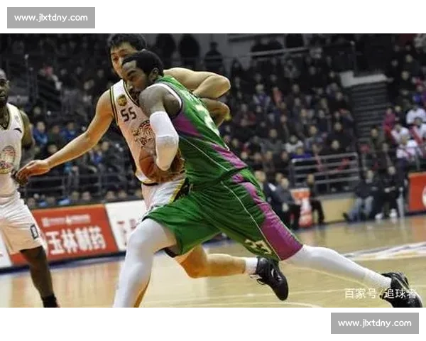 巅峰 JR 史密斯 CBA 统治力：场均 34.4 分 + 60 分狂潮，CBA 乔丹实至名归！