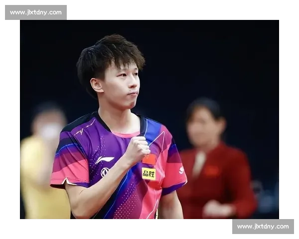 林高远与时尚才女合影引热议 工作室澄清：仅是跨界合作